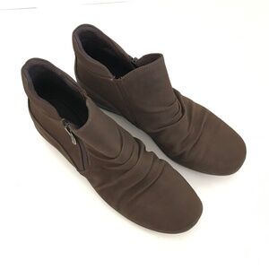 EASY SPIRIT Ankle Boots Brown Booties Sealeta Women’s Size 12 WIDE WIDTH